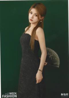 朱怡欣 上海时装周生写ver.E