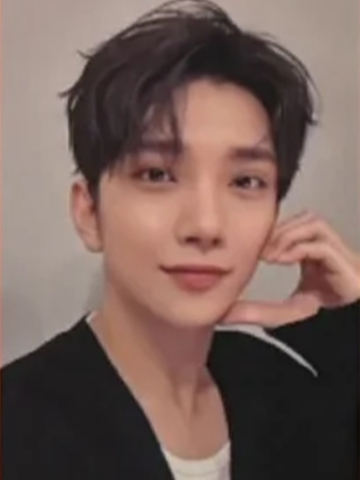 暴力熊联名卡 刷