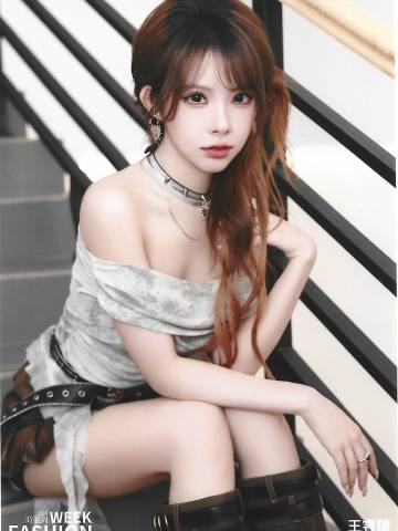 王睿琦 上海时装周生写ver.B