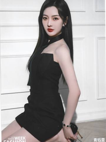 青钰雯 上海时装周生写ver.D