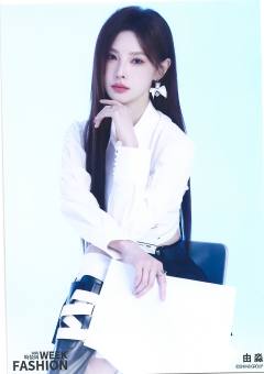 由淼 上海时装周生写ver.B