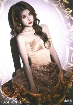 朱怡欣 上海时装周生写ver.A