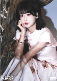 林舒晴 上海时装周生写ver.E