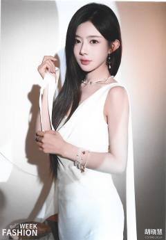 胡晓慧 上海时装周生写ver.D