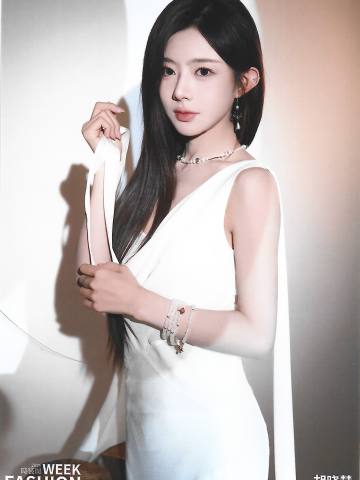 胡晓慧 上海时装周生写ver.D