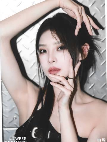 由淼 上海时装周生写ver.D