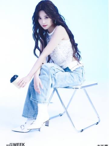 卢天惠 上海时装周生写ver.B