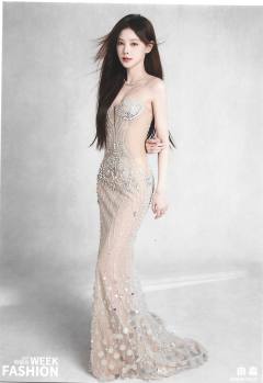 由淼 上海时装周生写ver.E