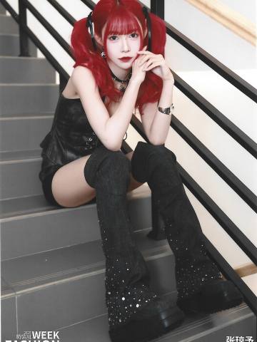 张琼予 上海时装周生写ver.B