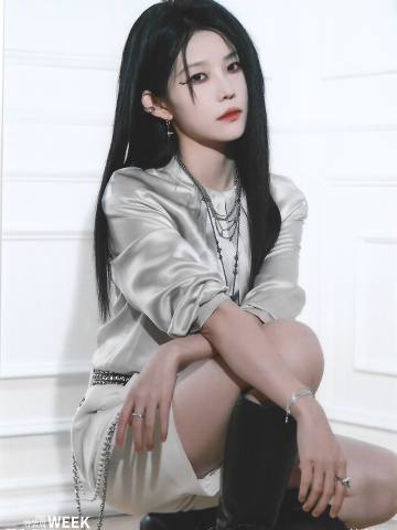 徐楚雯 上海时装周生写ver.B