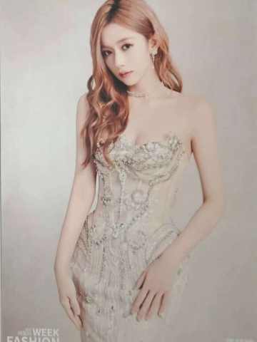 蒋舒婷 上海时装周生写ver.A