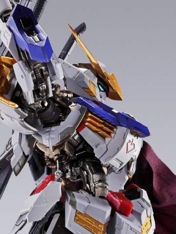 METAL BUILD 高达巴巴托斯（第4形态）+ 回旋镖锤矛