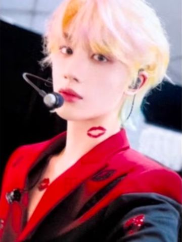 冠军纪念写真单人款隐藏卡2