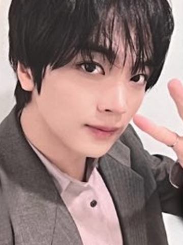 京东线上签售 灿