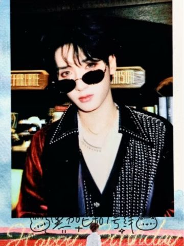 生长在我身体外的倒影 拍立得