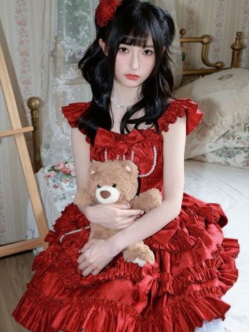 叶知恩 绯裙抱熊