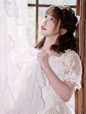 王安妮 窗纱轻语