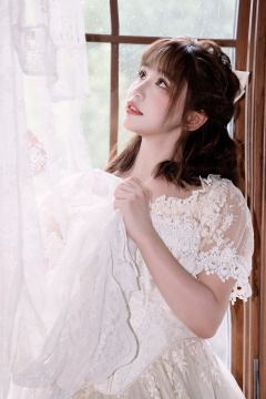 王安妮 窗纱轻语