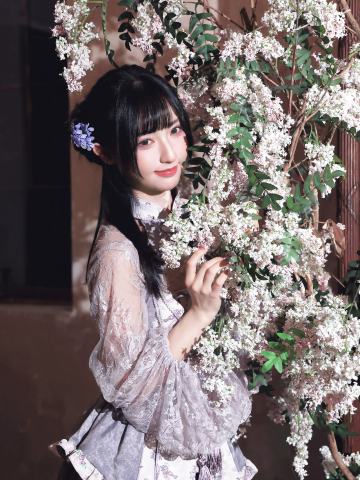 叶知恩 花簇栖身