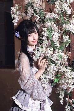 叶知恩 花簇栖身