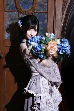 叶知恩 蓝楹倚扉