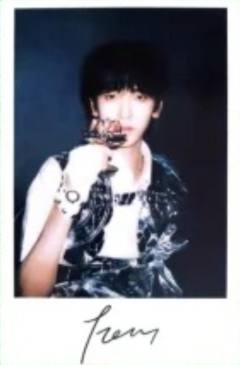 肆意少年见面会单人款拍立得 奇函ver.B