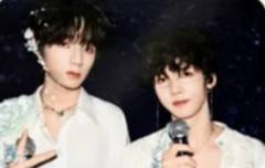 肆意少年见面会家族款双人小卡 橹杰奕然