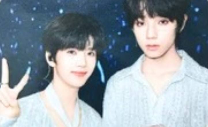 肆意少年见面会家族款双人小卡 函瑞橹杰ver.B