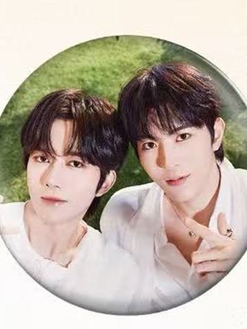 蜜丝婷代言吧唧