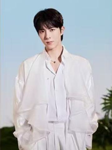 蜜丝婷代言逐光小卡 ver.C