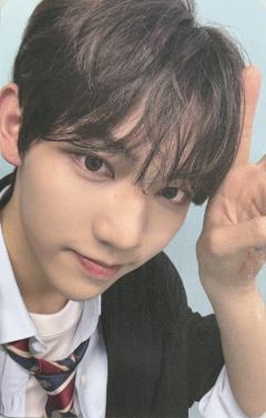 范哲逸 week1卡套卡 ver.4