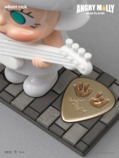Angry Molly-Bass Player-资料图