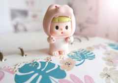 不二粉鳄鱼限定吊卡-资料图