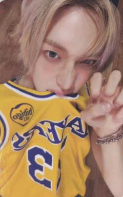 ms香港蛋糕店 彬 咬衣服ver.