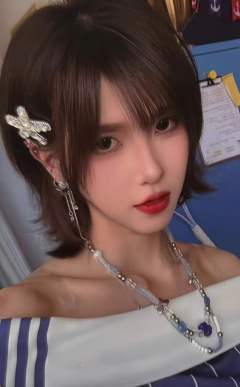 郭晓盈《新学季》自拍小卡 ver.A