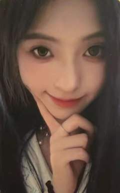 叶凡《新学季》自拍小卡 ver.A