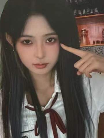 叶凡《新学季》自拍小卡 ver.B