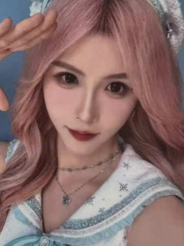 王秭歆《新学季》自拍小卡 ver.B