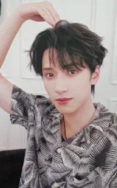 冠军纪念写真单人款小卡6 ver.A