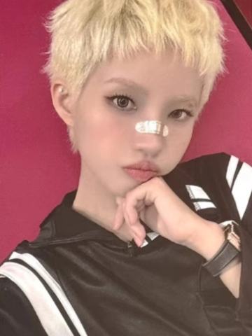 iminitv线上签售 娟