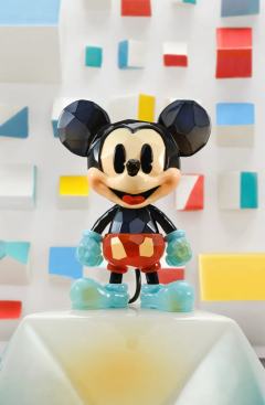 颜料米奇-资料图