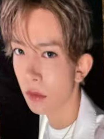 qrsessed美瞳代言卡 ver.D