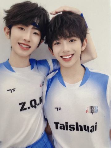 2025夏日运动会双人卡 奇函浚铭