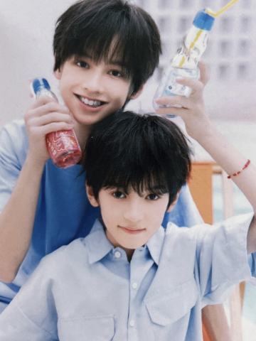 当阳光降落在这里双人卡 智恩涵杨涵博