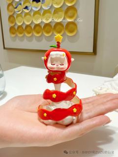 旋转苹果圣诞树