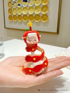 旋转苹果圣诞树-资料图