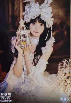 陈嘉仪《鬼影重重》万圣节主题生写ver.B