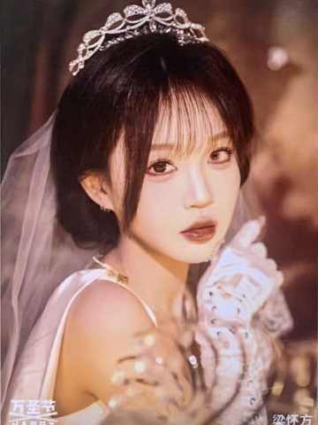 梁怀方《鬼影重重》万圣节主题生写ver.B