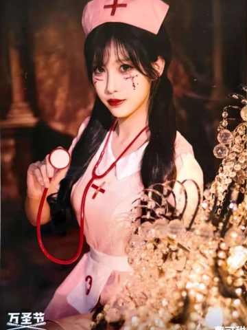 曹可甜《鬼影重重》万圣节主题生写ver.A