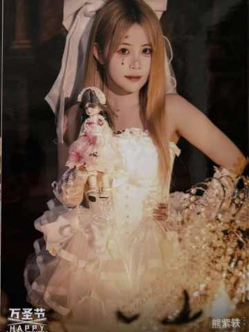 熊紫轶《鬼影重重》万圣节主题生写ver.A